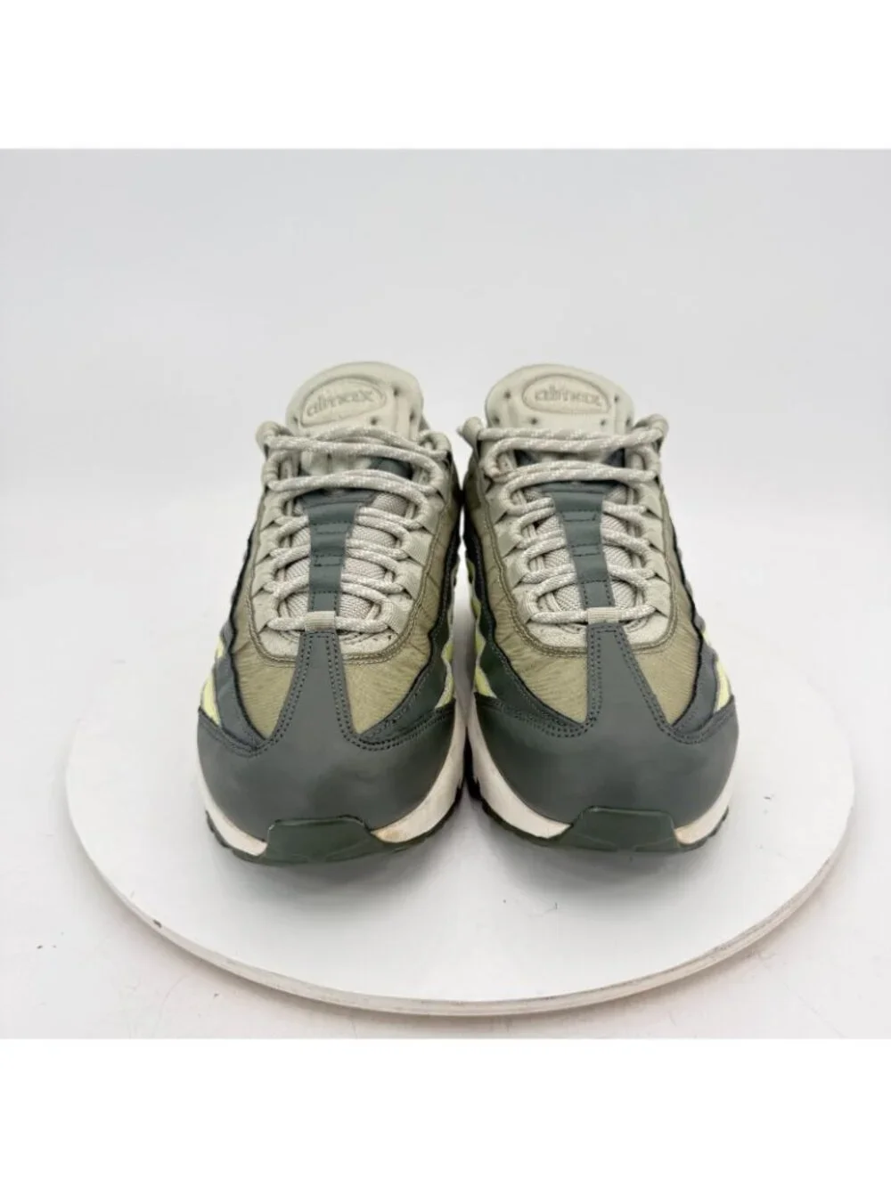 Nike Air Max 95 Women Size 8.5 307960-305 Mineral Spruce Luminous Green Shoes